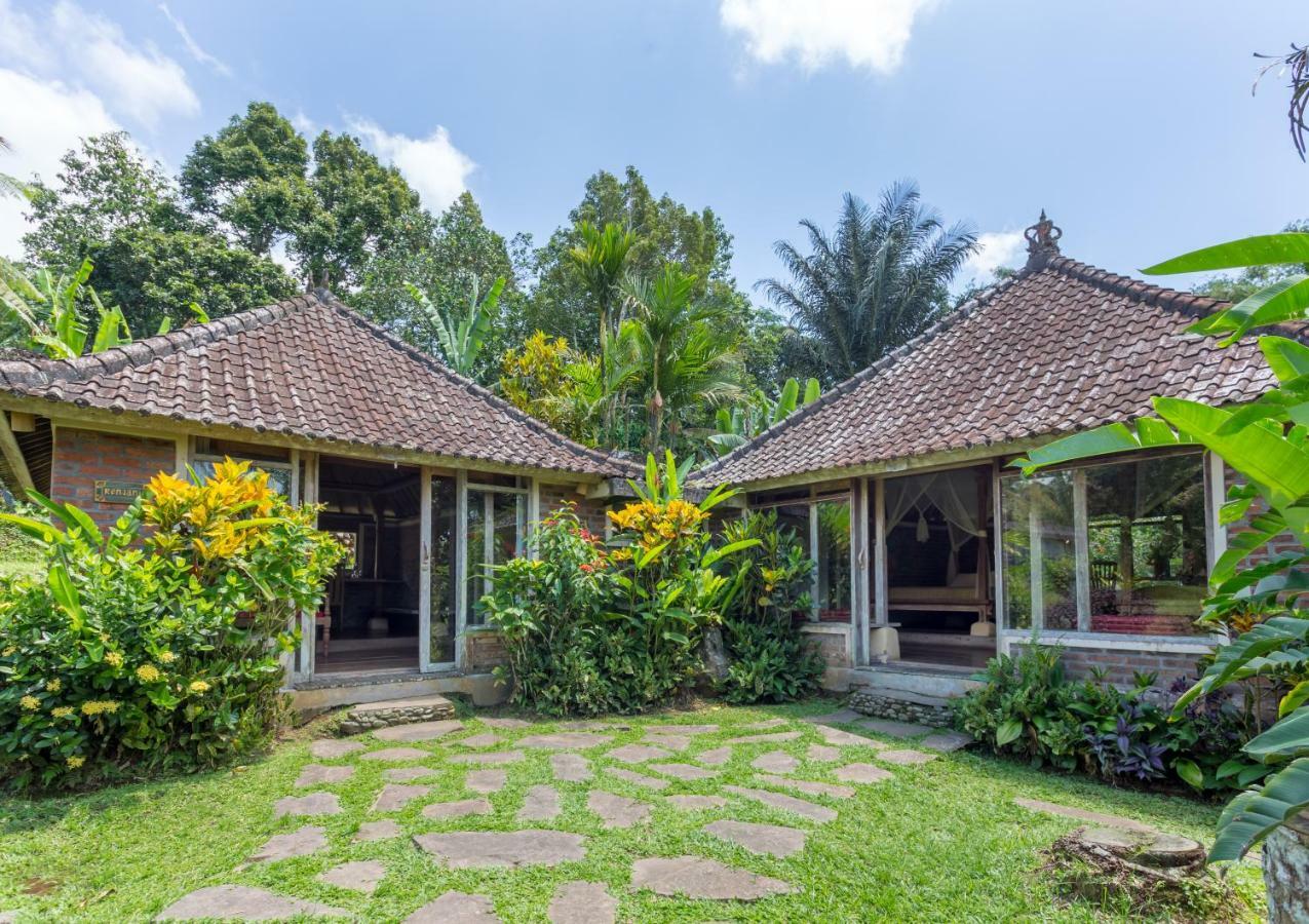 Prana Dewi Mountain Resort 자띠루위 외부 사진