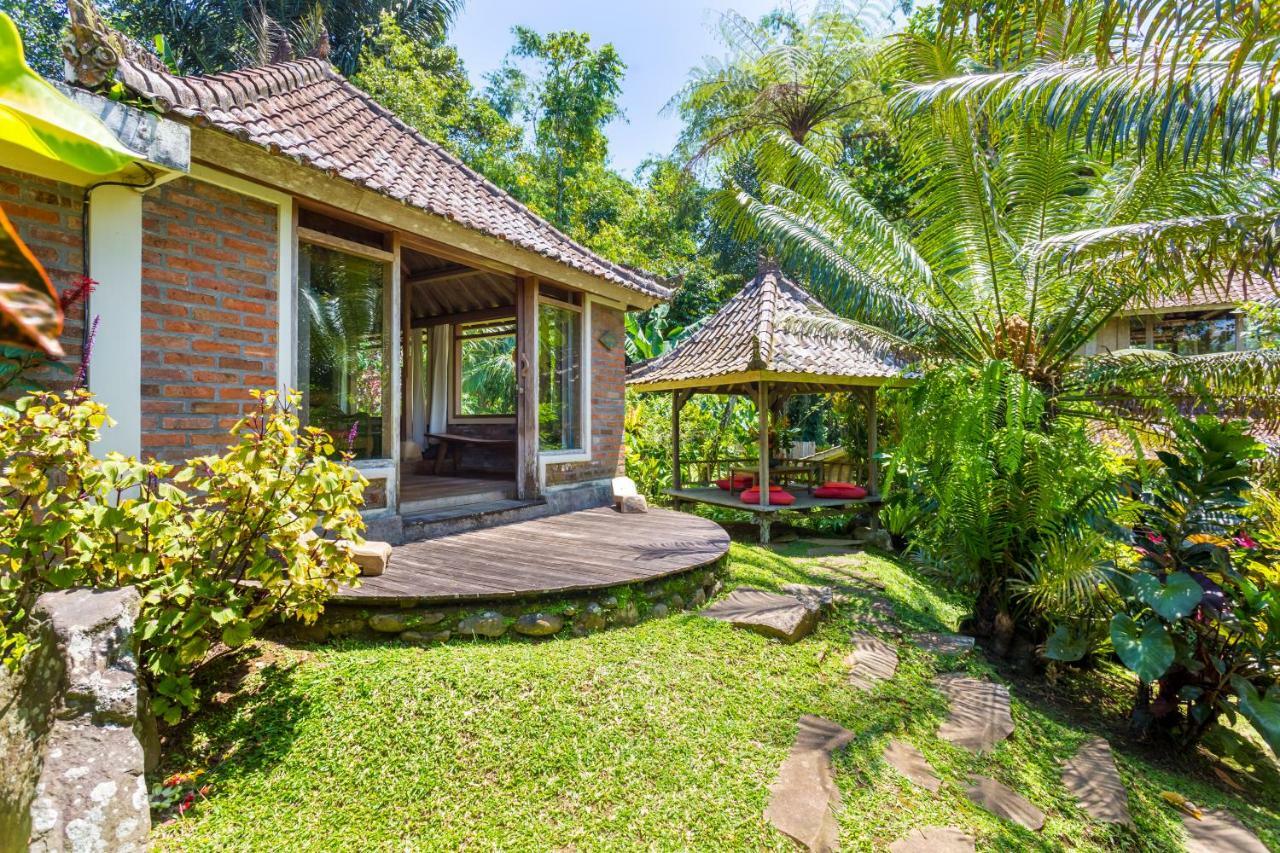 Prana Dewi Mountain Resort 자띠루위 외부 사진